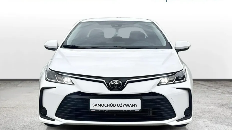 TOYOTA Corolla -