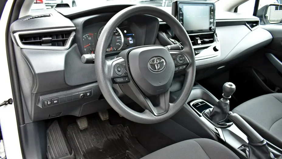 TOYOTA Corolla -