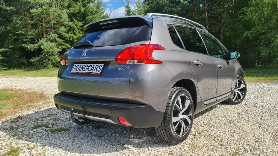 PEUGEOT 2008 -