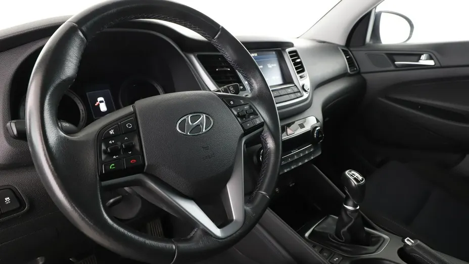 HYUNDAI Tucson -