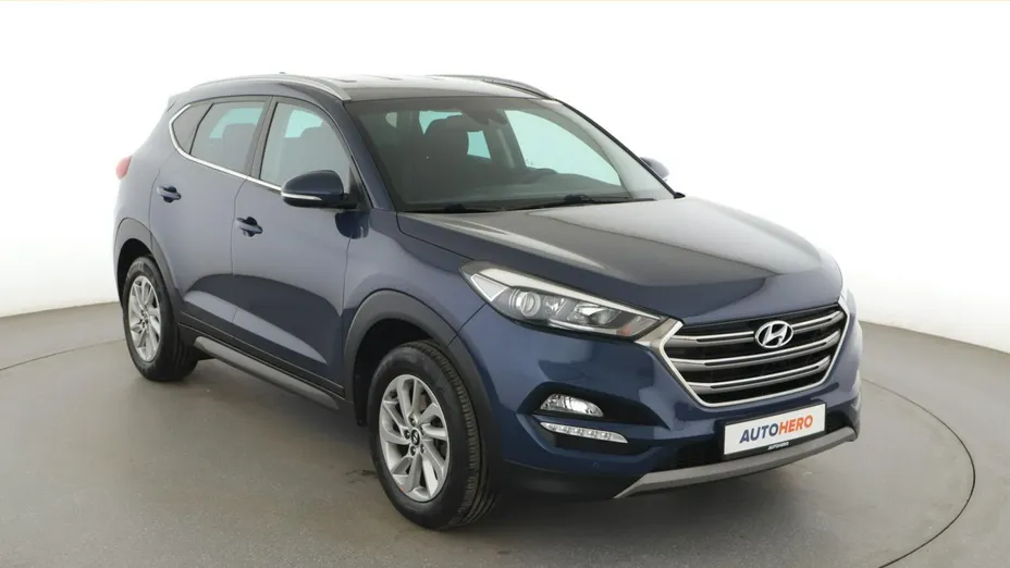 HYUNDAI Tucson -