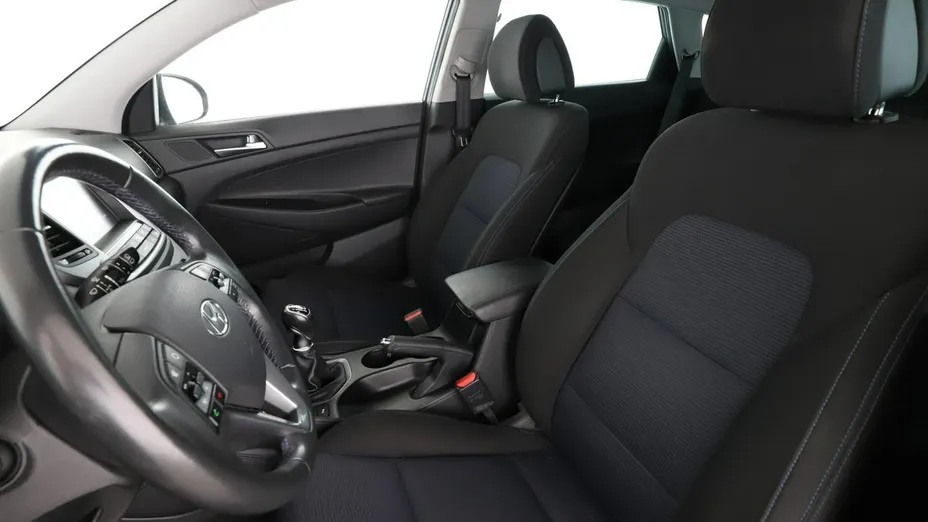 HYUNDAI Tucson -
