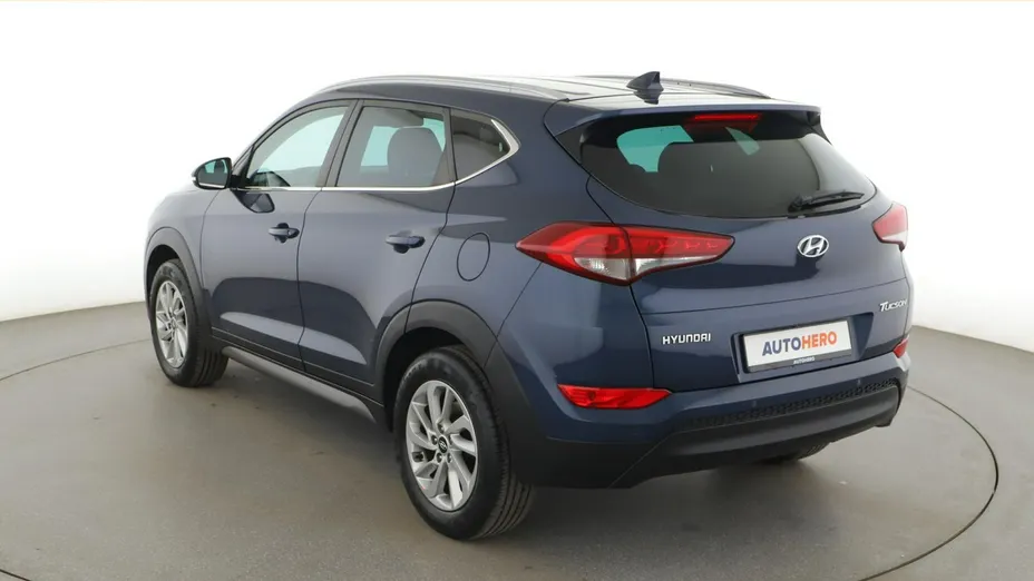 HYUNDAI Tucson -