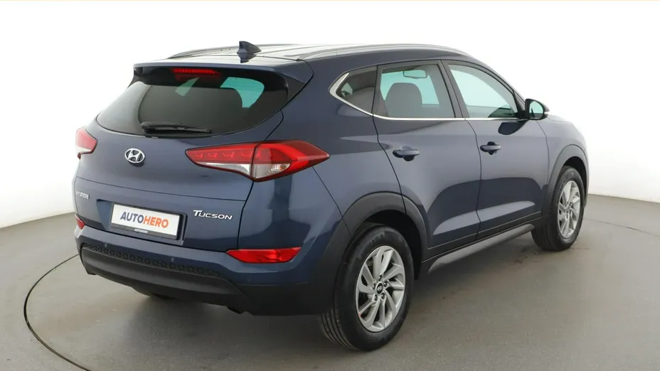 HYUNDAI Tucson -