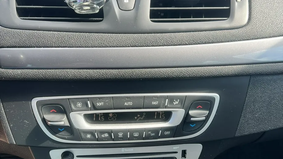 RENAULT Megane -