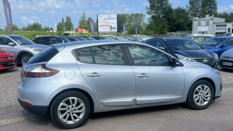 RENAULT Megane -