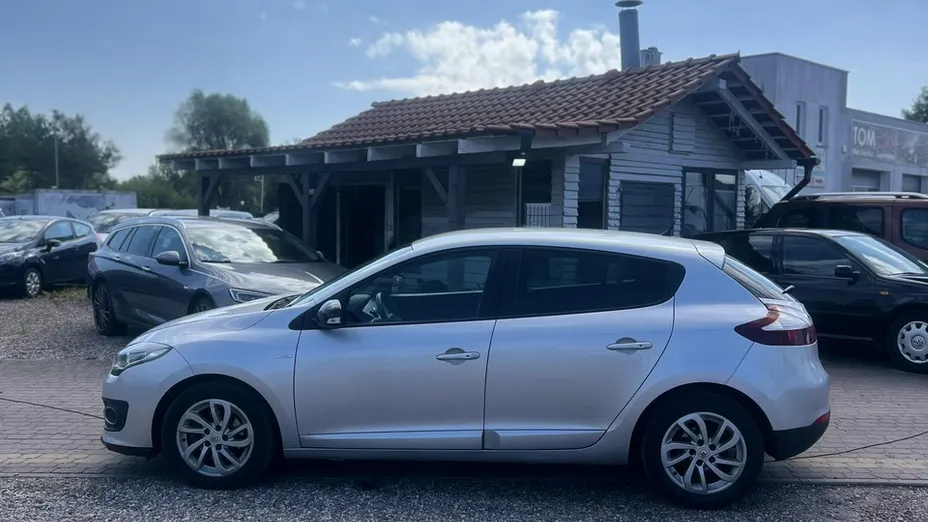 RENAULT Megane -