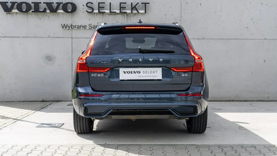 VOLVO XC60 -