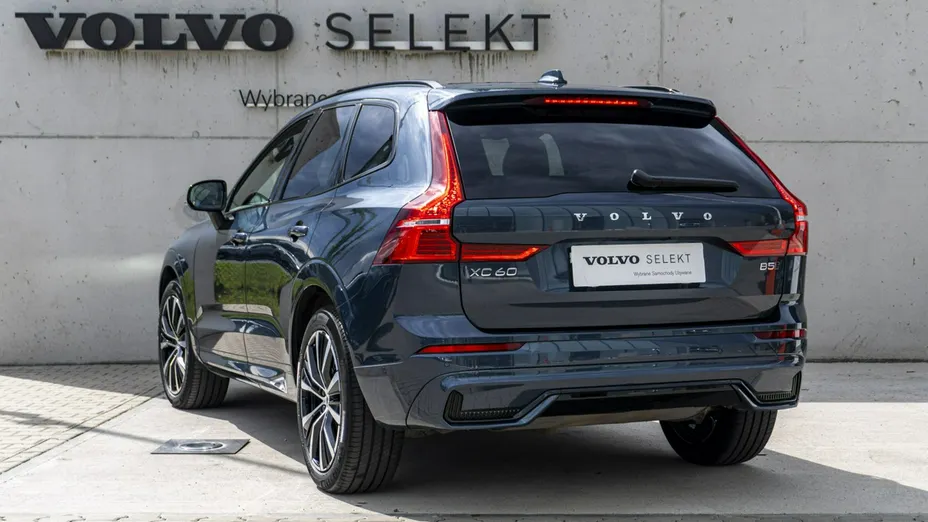 VOLVO XC60 -