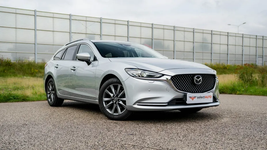 MAZDA 6 -