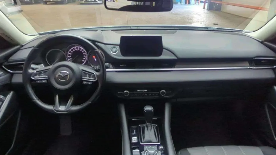 MAZDA 6 -