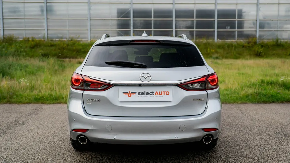 MAZDA 6 -