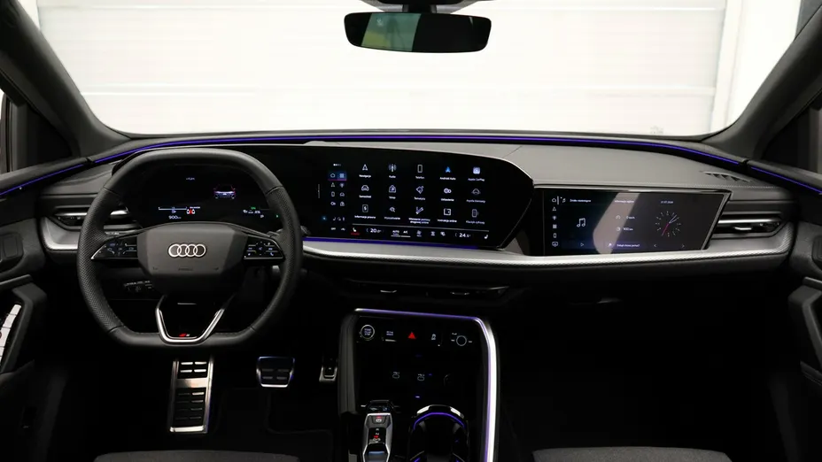 AUDI Q5 -