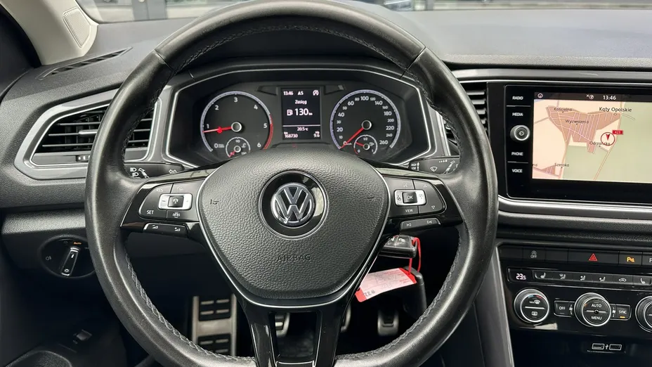 VOLKSWAGEN T-ROC -