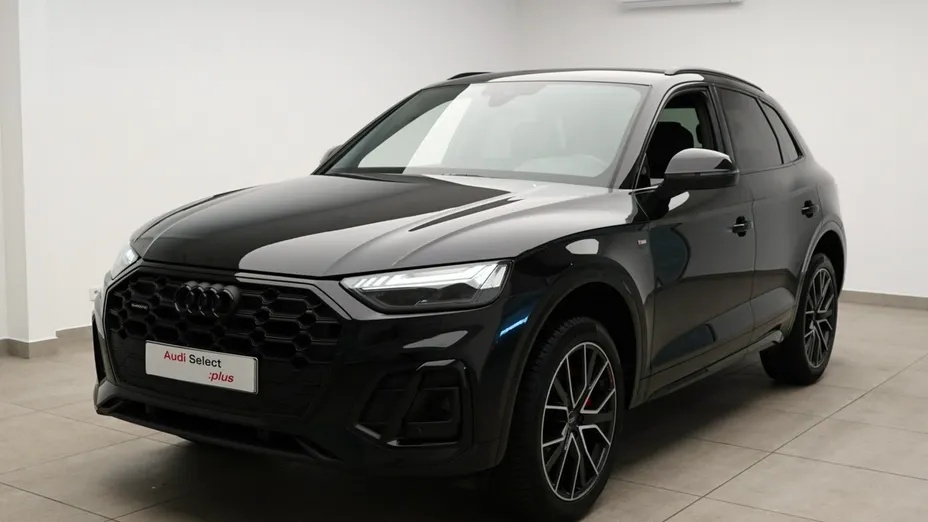 AUDI Q5 -