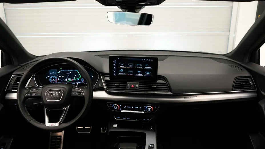 AUDI Q5 -