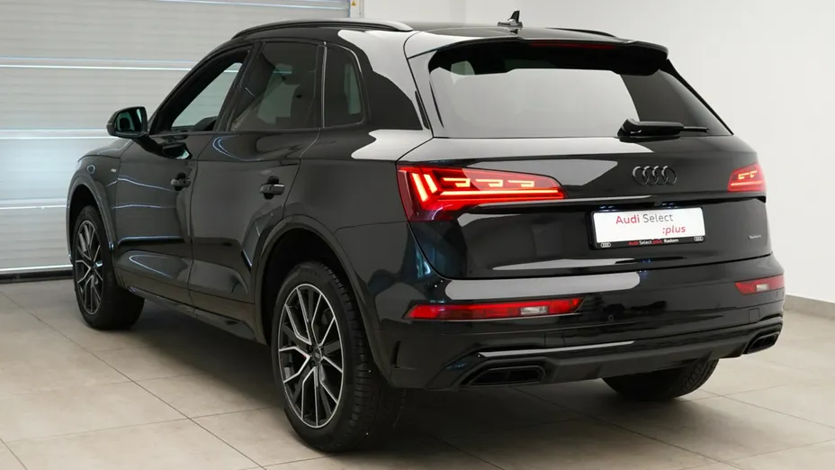 AUDI Q5 -