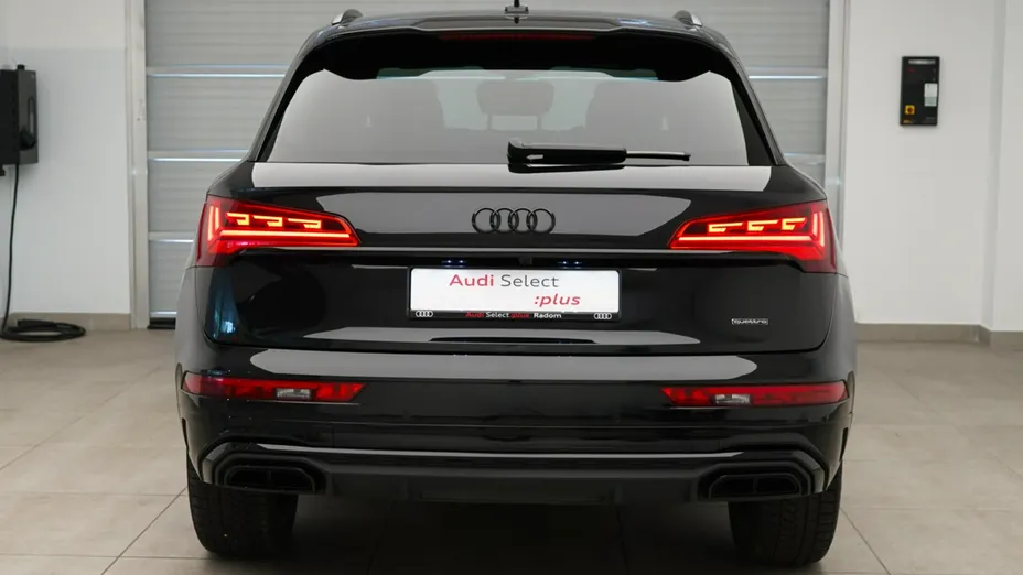 AUDI Q5 -