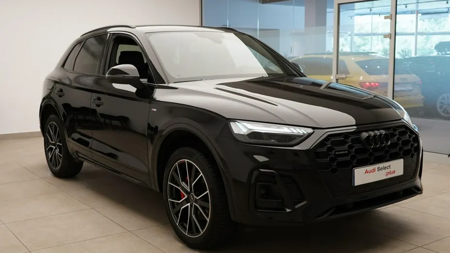AUDI Q5 -