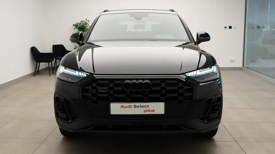 AUDI Q5 -