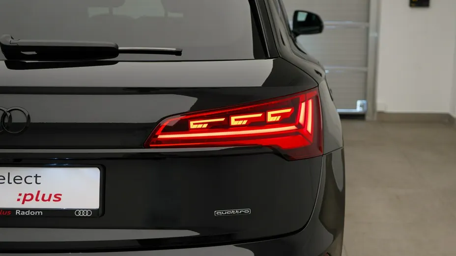 AUDI Q5 -