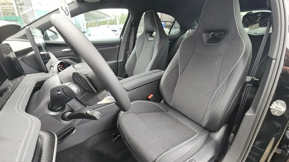 SKODA Superb -