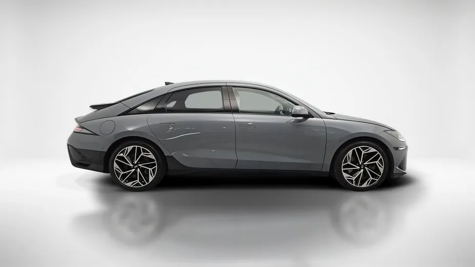 HYUNDAI Ioniq 6 -