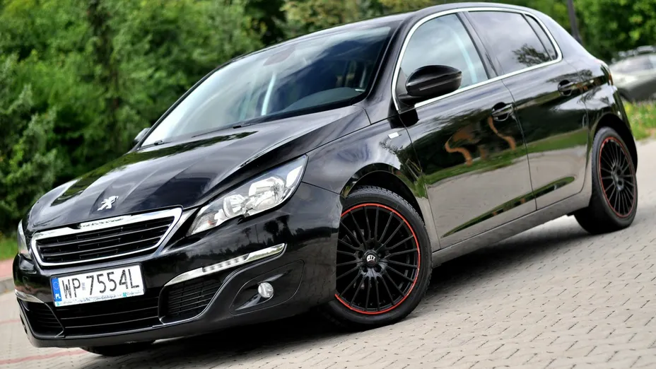 PEUGEOT 308 -