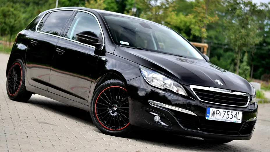 PEUGEOT 308 -