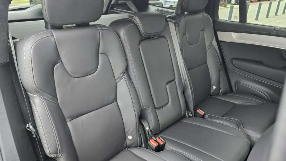 VOLVO XC90 -