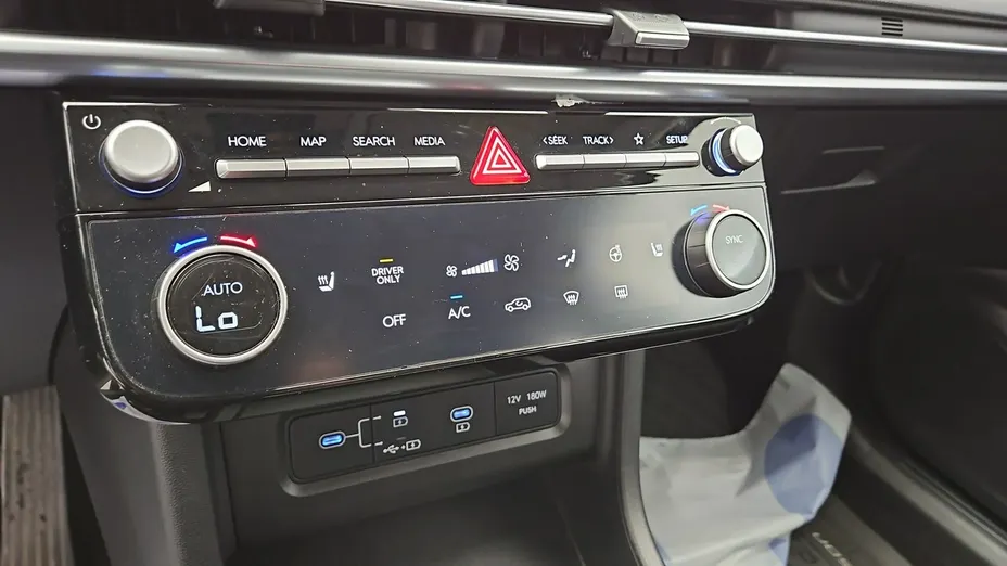 HYUNDAI Tucson -
