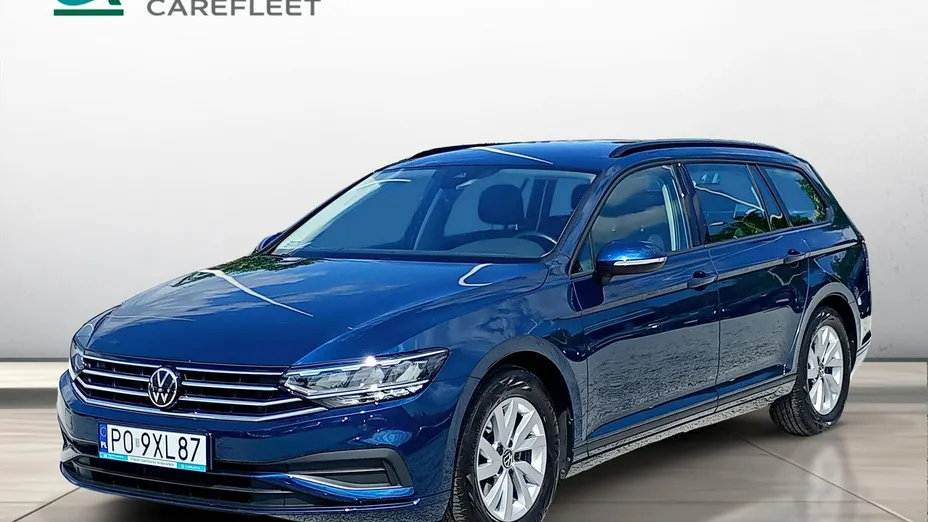 VOLKSWAGEN Passat -