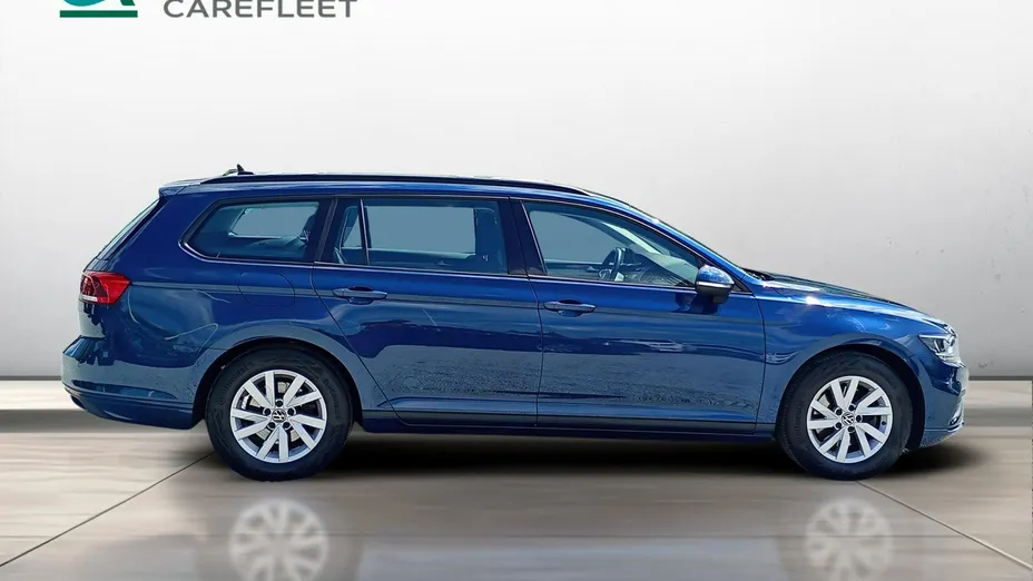 VOLKSWAGEN Passat -