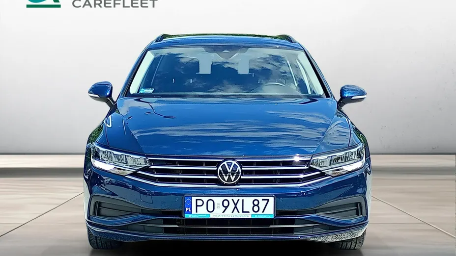 VOLKSWAGEN Passat -
