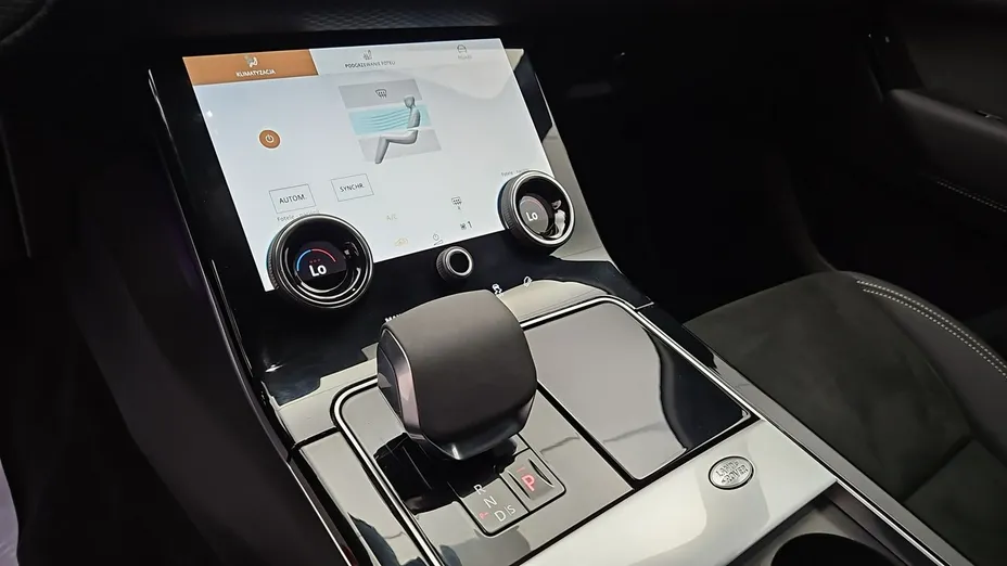 LAND ROVER Range Rover Velar -