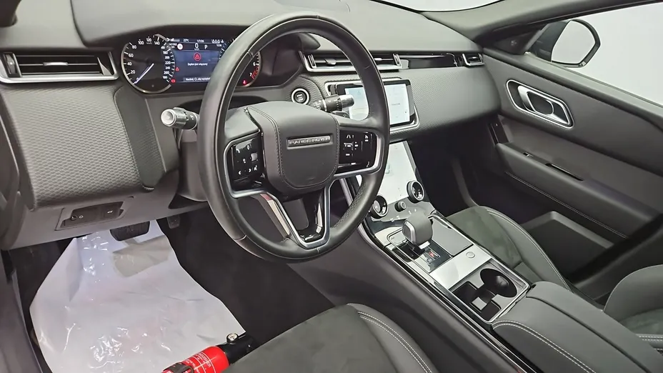 LAND ROVER Range Rover Velar -