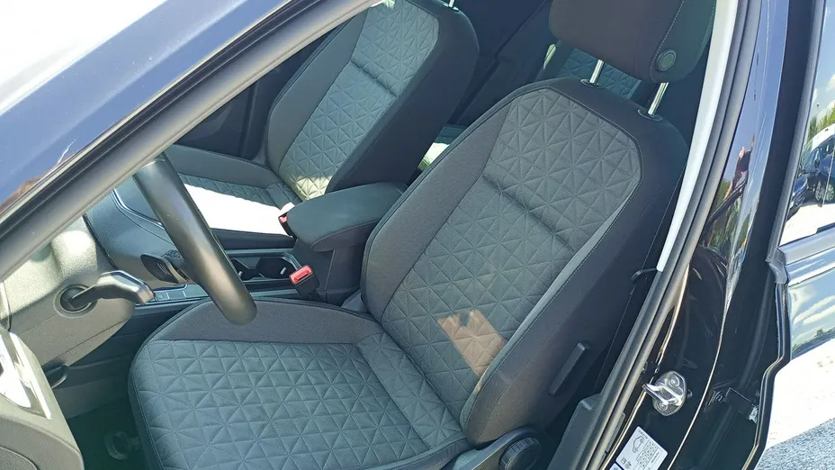 VOLKSWAGEN Tiguan -