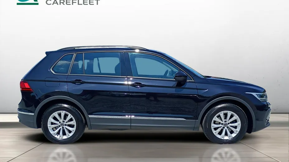 VOLKSWAGEN Tiguan -