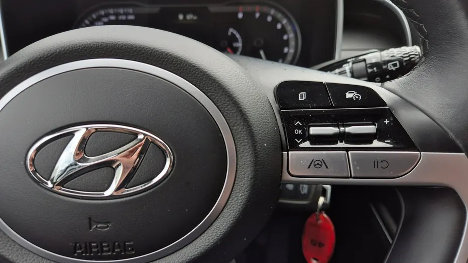 HYUNDAI Tucson -