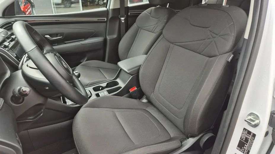 HYUNDAI Tucson -