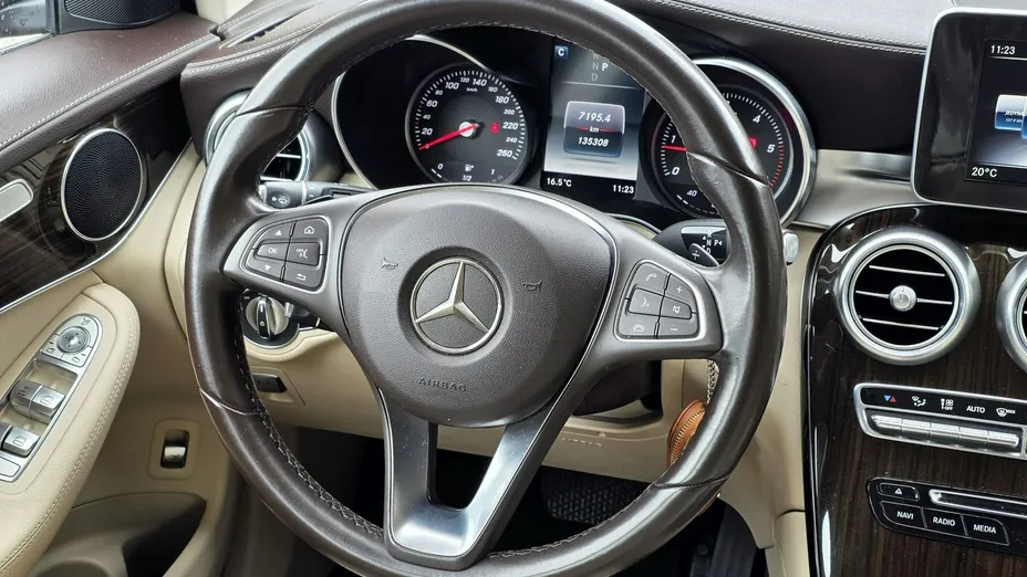 MERCEDES-BENZ GLC -
