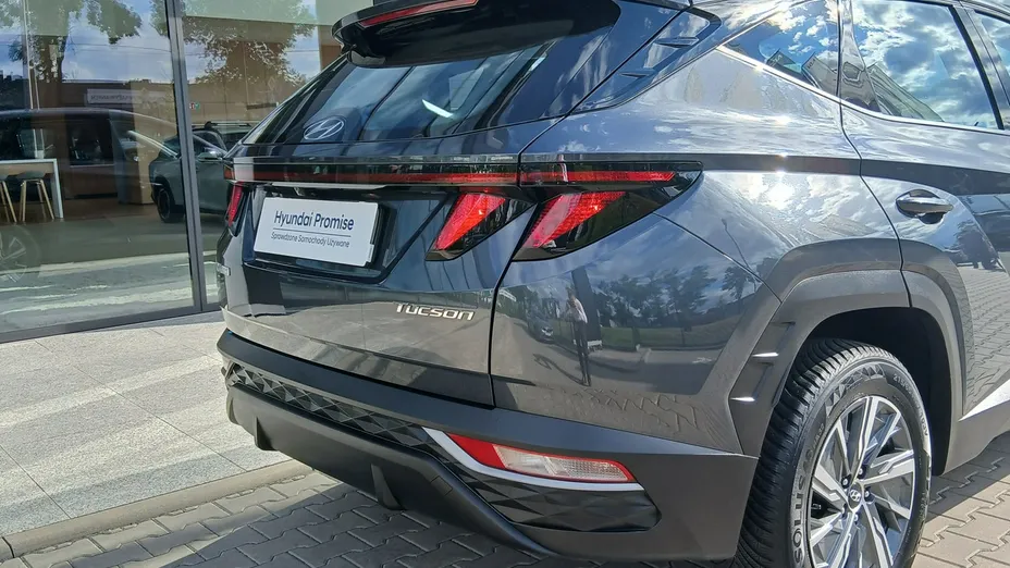 HYUNDAI Tucson -