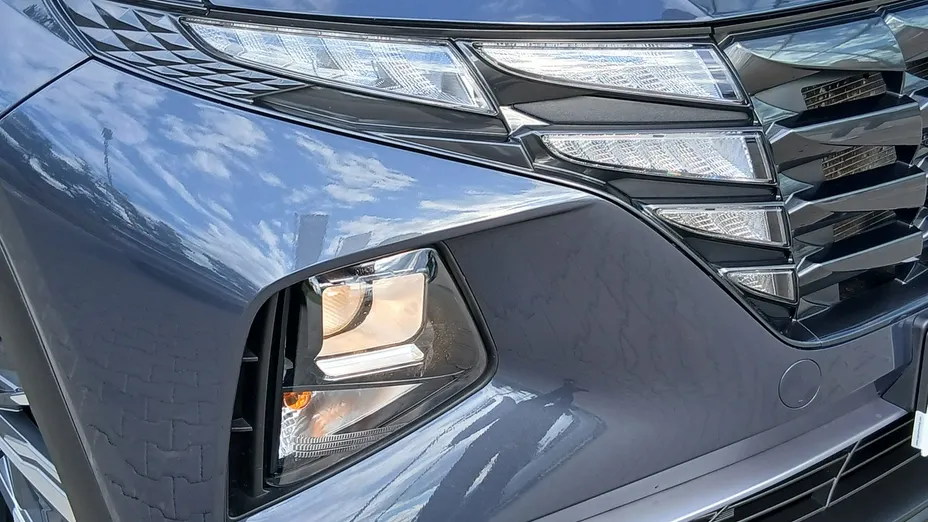 HYUNDAI Tucson -