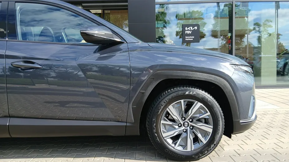 HYUNDAI Tucson -