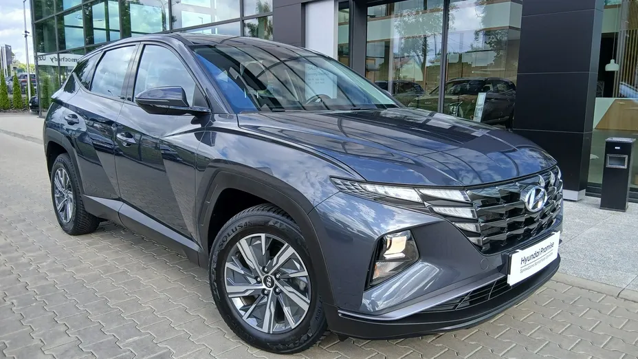 HYUNDAI Tucson -
