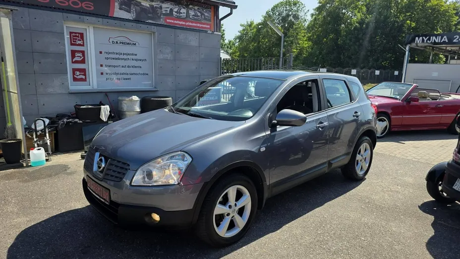 NISSAN Qashqai -