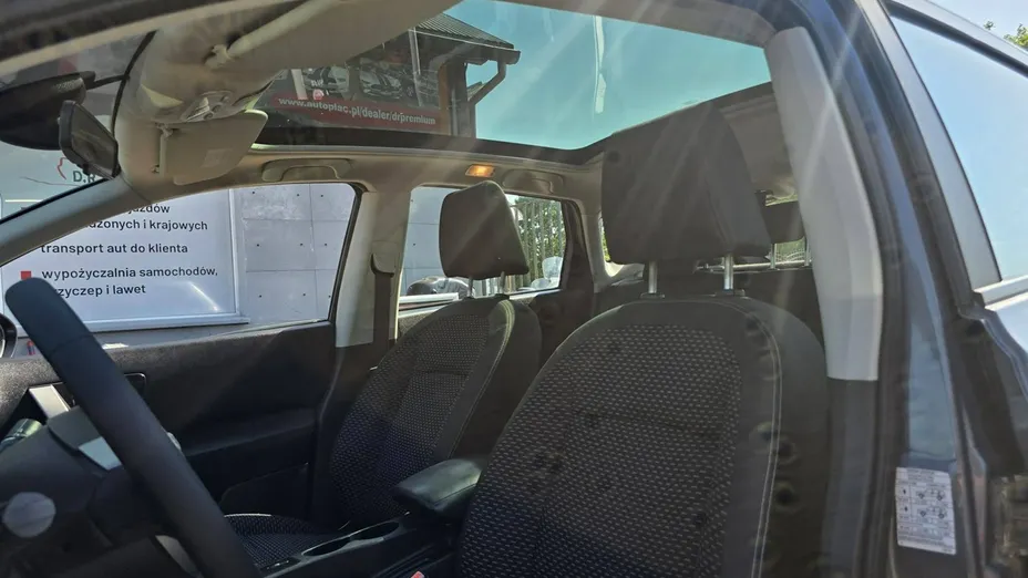 NISSAN Qashqai -