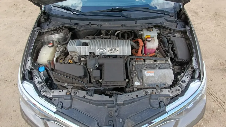 TOYOTA Auris -