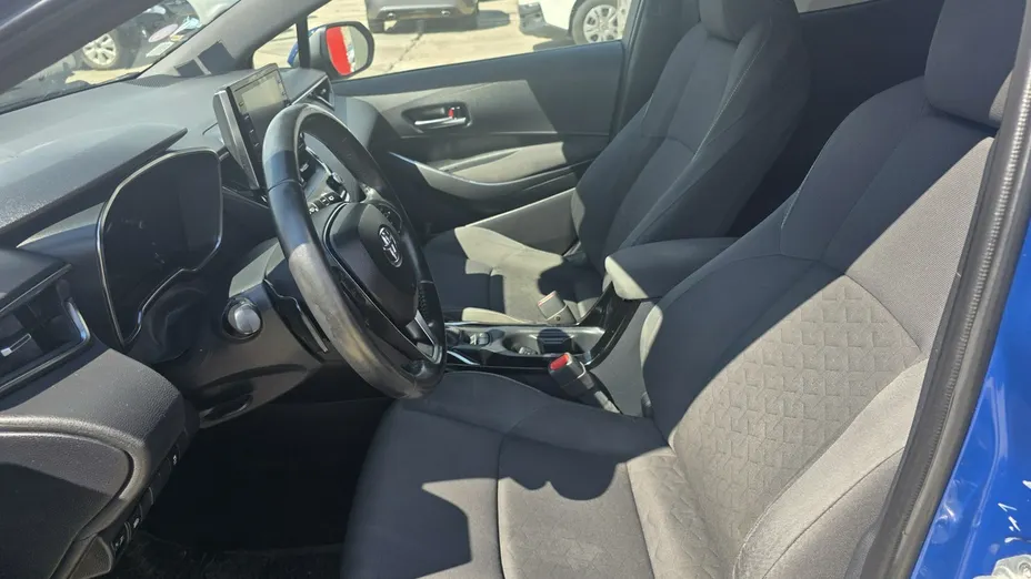TOYOTA Corolla -
