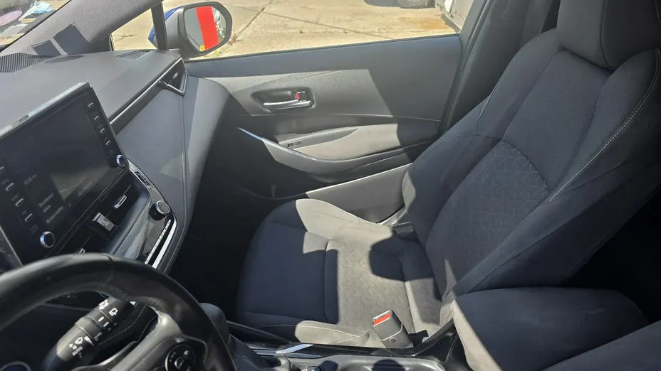 TOYOTA Corolla -